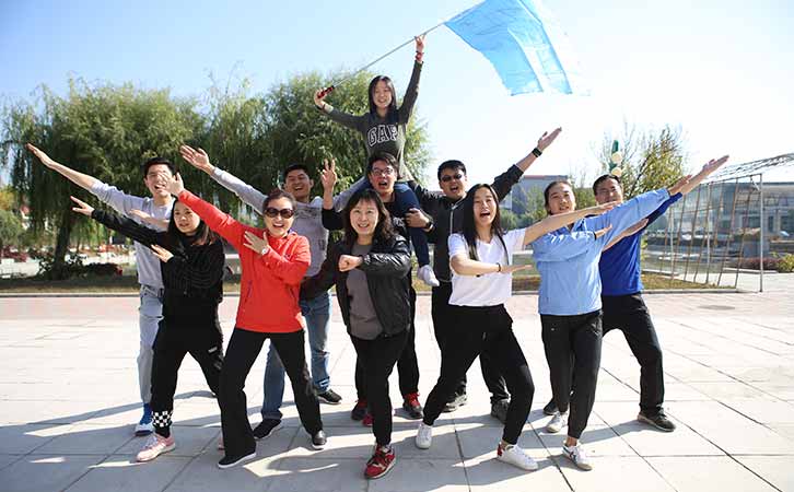 拓展训练课程：家庭日